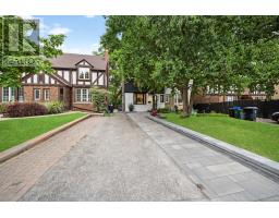 12 FAIRFIELD ROAD, Toronto, Ontario