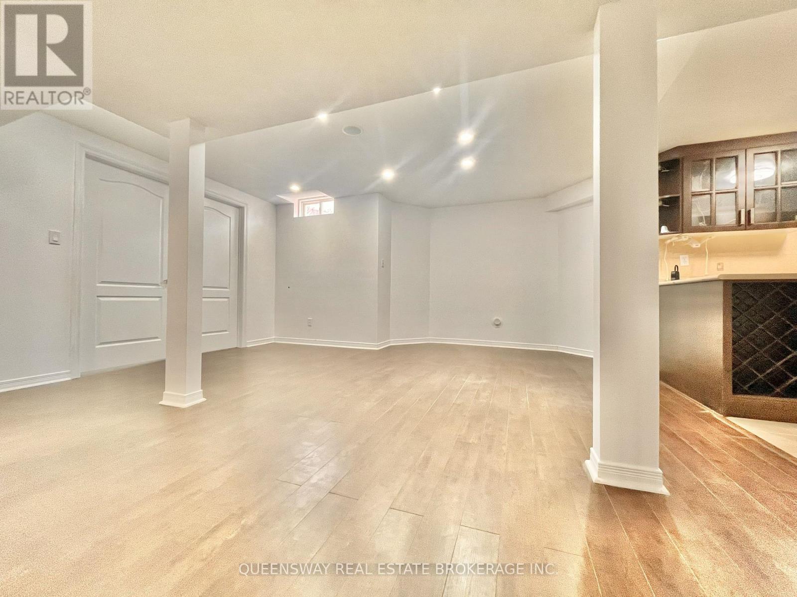 5 COYLE STREET, Ajax, Ontario