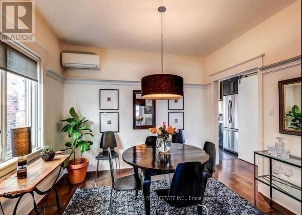 13 Sutherland Avenue, Toronto, Ontario  M4C 1R8 - Photo 7 - E12671660