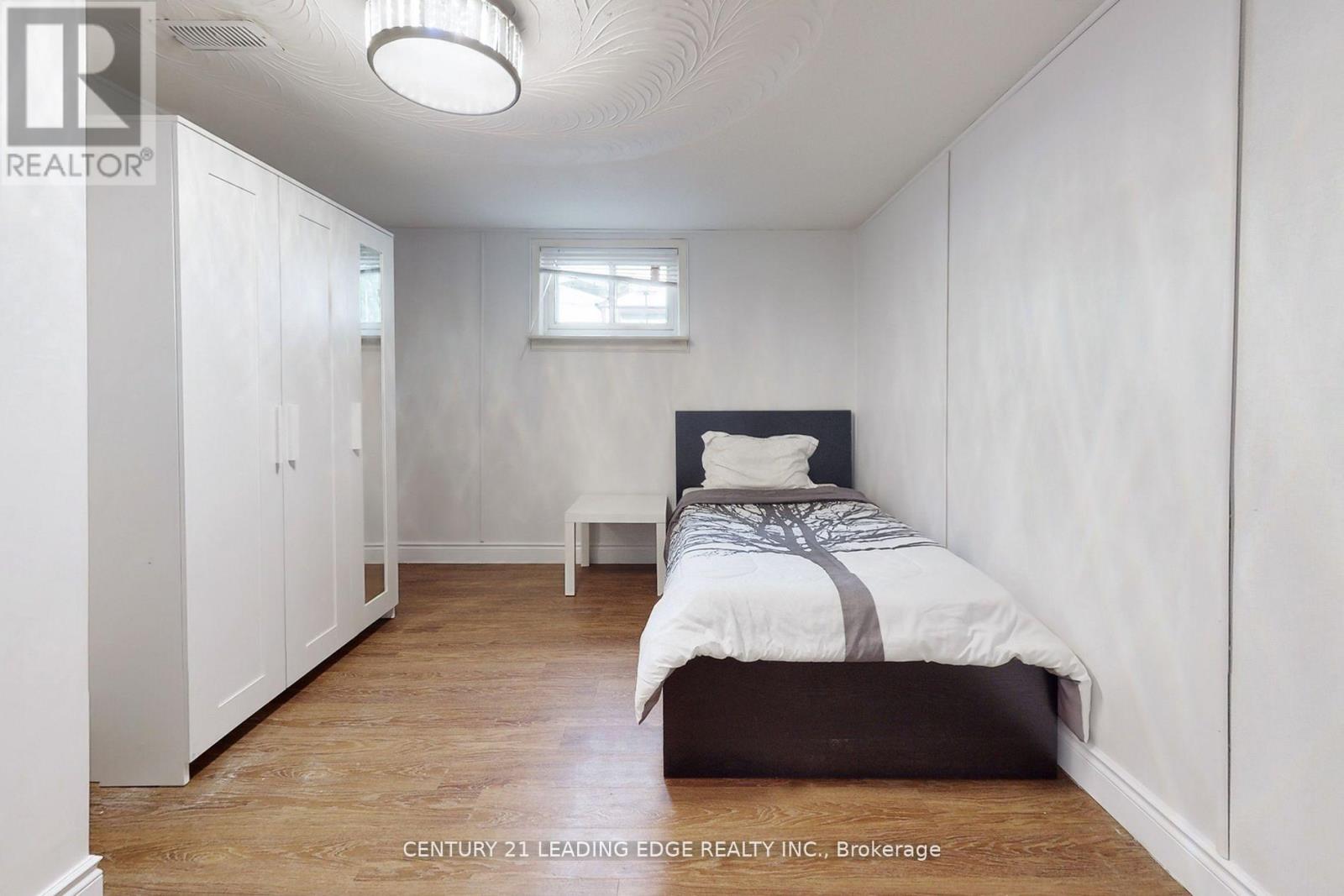 Bsmt - 1215 Warden Avenue, Toronto, Ontario  M1R 2R3 - Photo 23 - E12671776