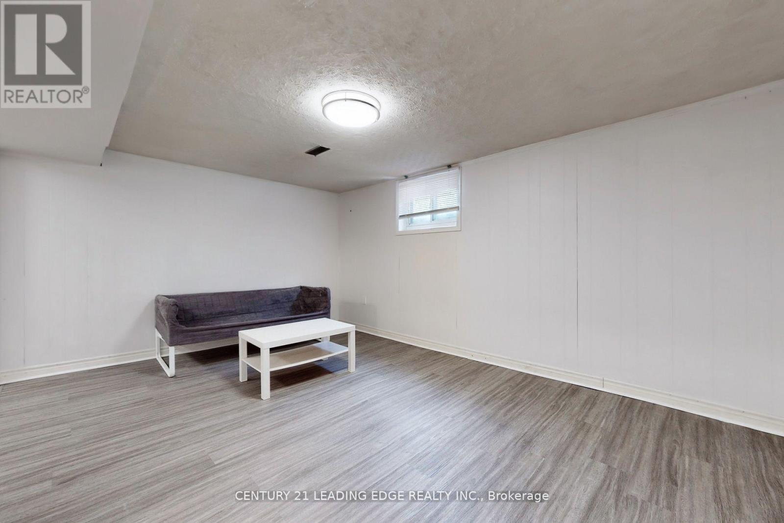 Bsmt - 1215 Warden Avenue, Toronto, Ontario  M1R 2R3 - Photo 9 - E12671776