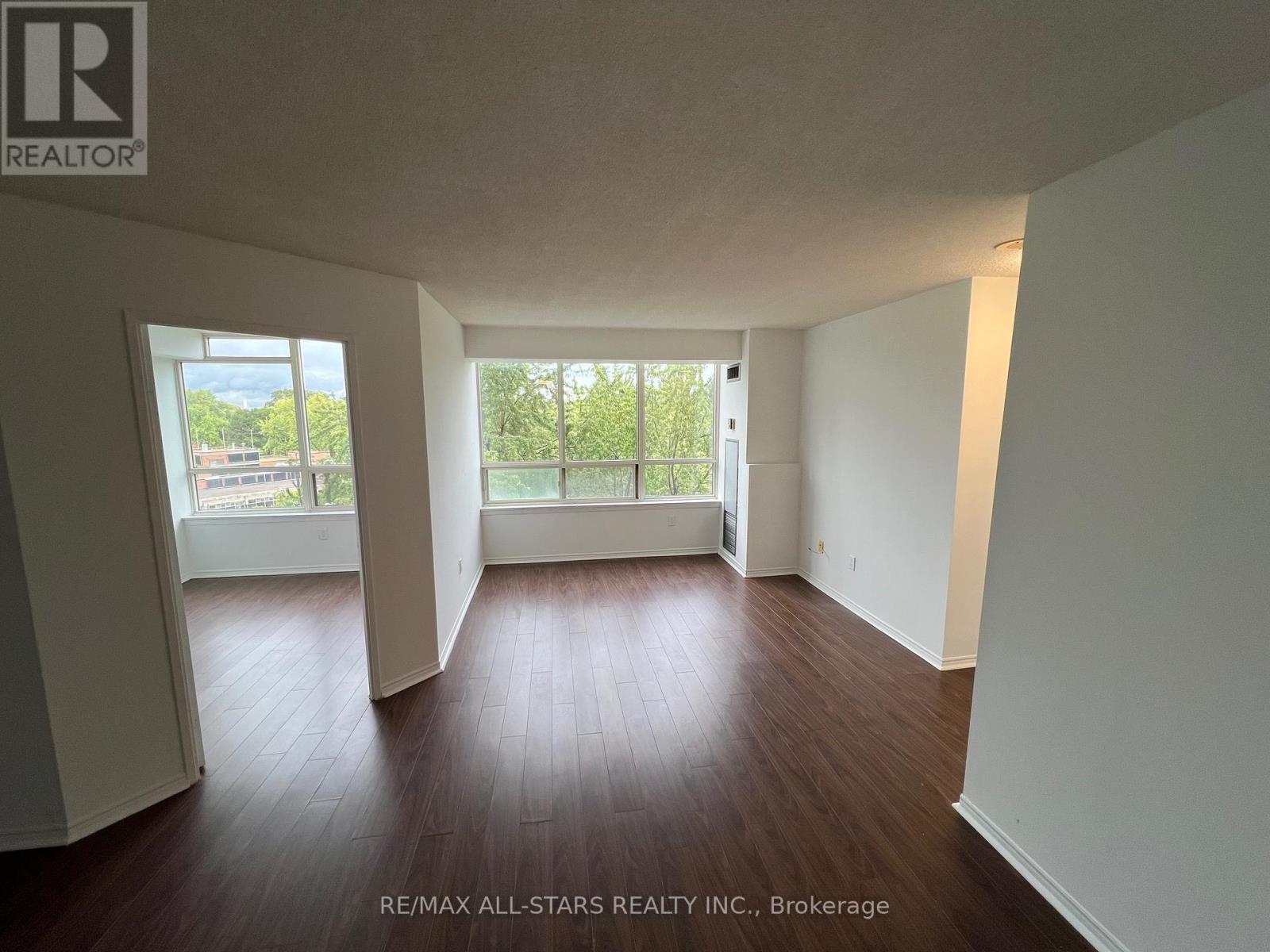 611 - 5 GREYSTONE WALK DRIVE, Toronto, Ontario