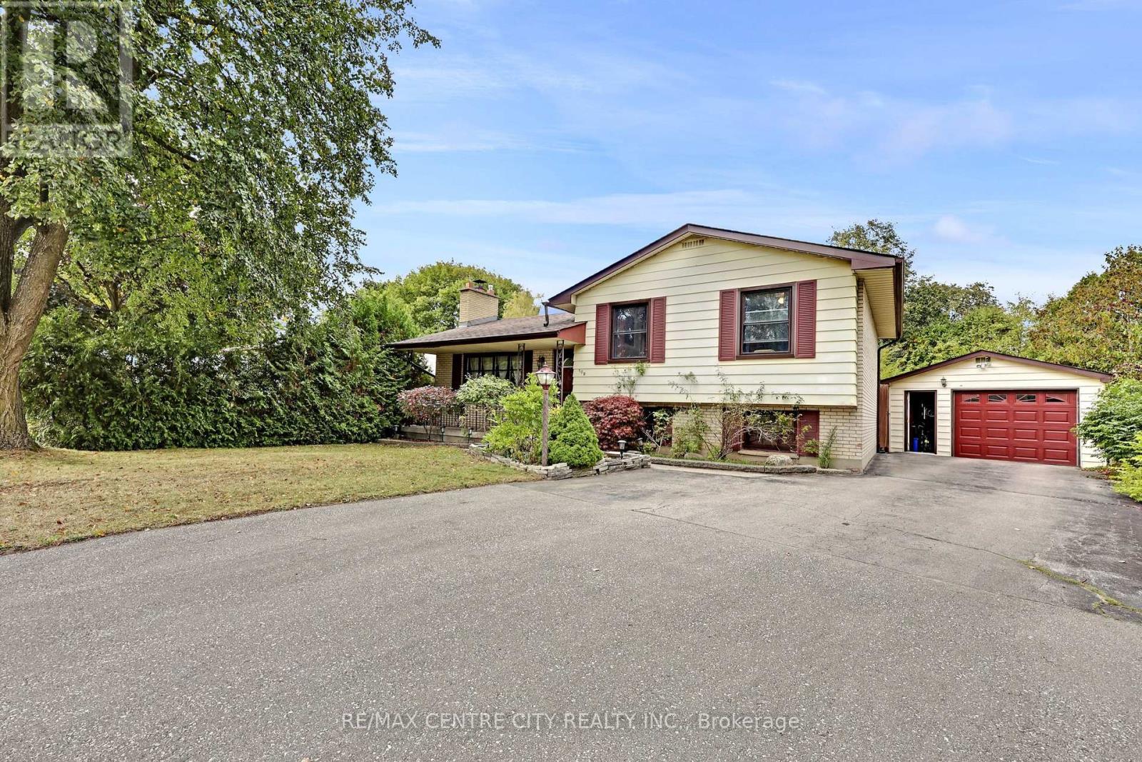 Main Floor - 108 Cecilia Place, London East, Ontario  N5Y 4A4 - Photo 1 - X12668648