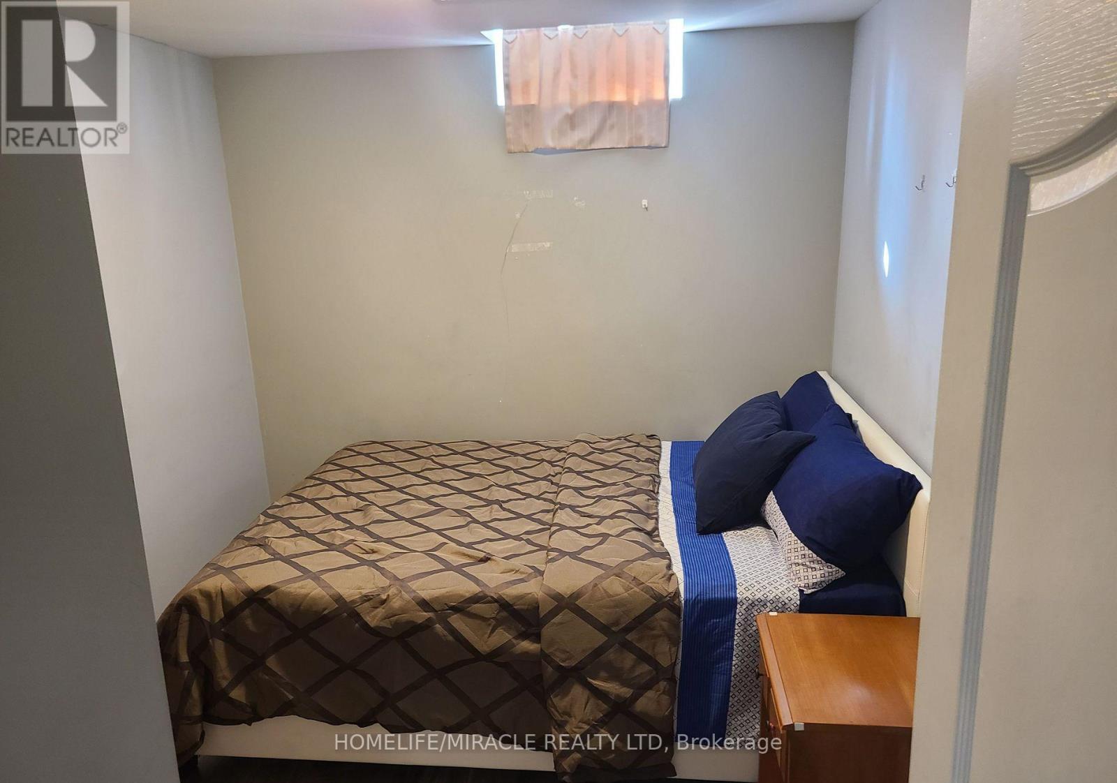 150 Gentile Circle, Vaughan, Ontario  L4H 3N3 - Photo 8 - N12666350