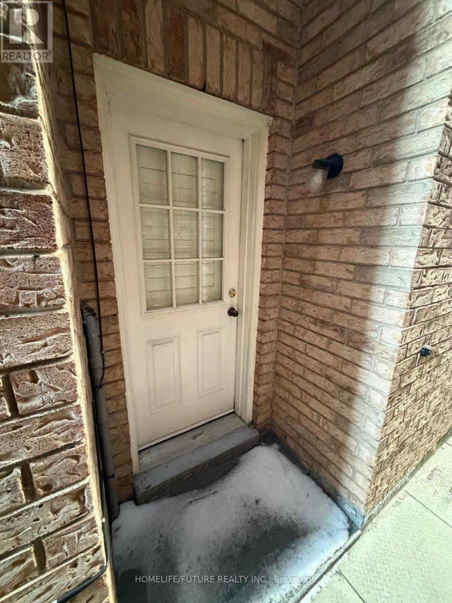 Bsmt - 29 Sassafras Circle, Vaughan, Ontario  L4J 8M7 - Photo 10 - N12671610