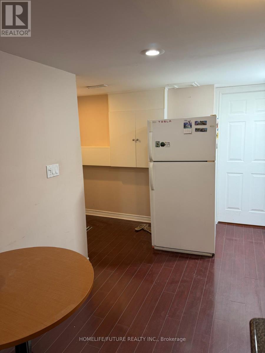 Bsmt - 29 Sassafras Circle, Vaughan, Ontario  L4J 8M7 - Photo 11 - N12671610