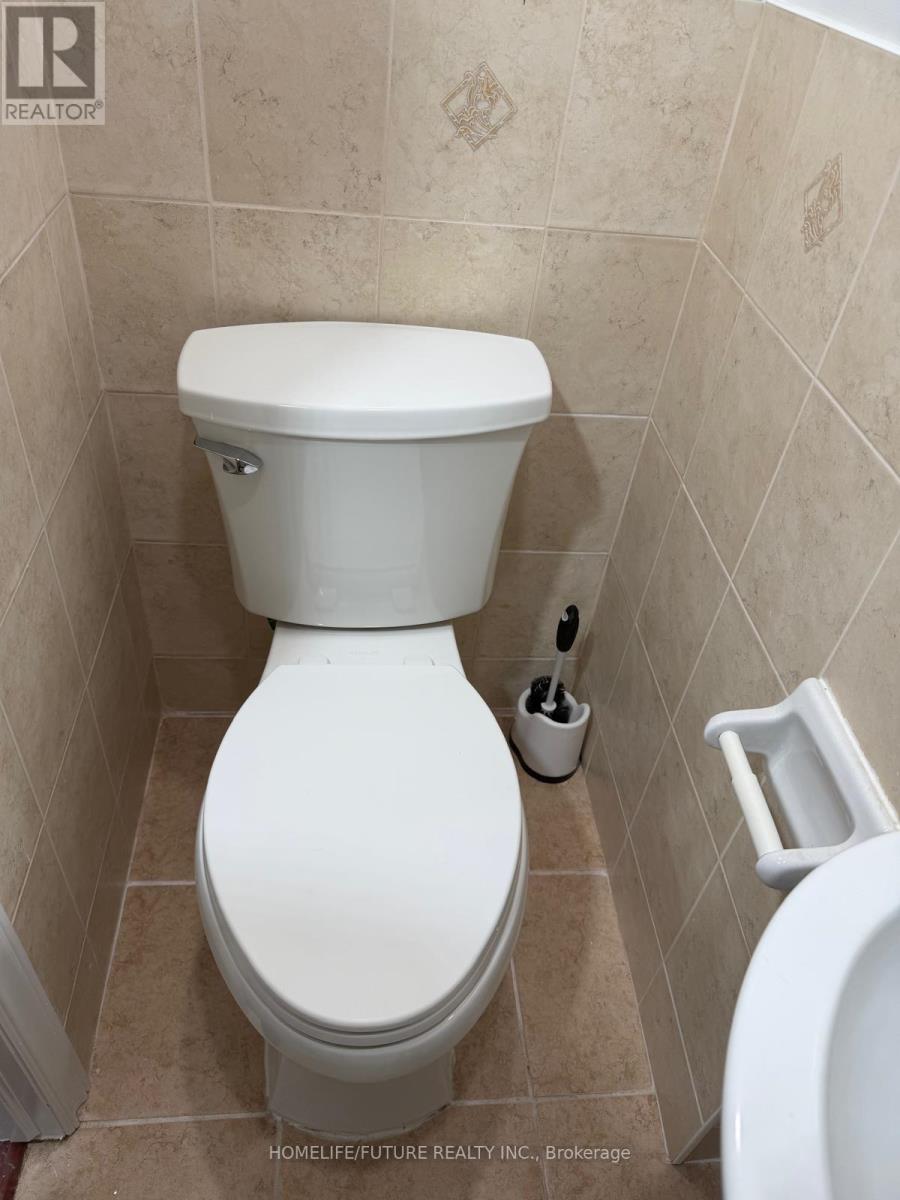 Bsmt - 29 Sassafras Circle, Vaughan, Ontario  L4J 8M7 - Photo 5 - N12671610