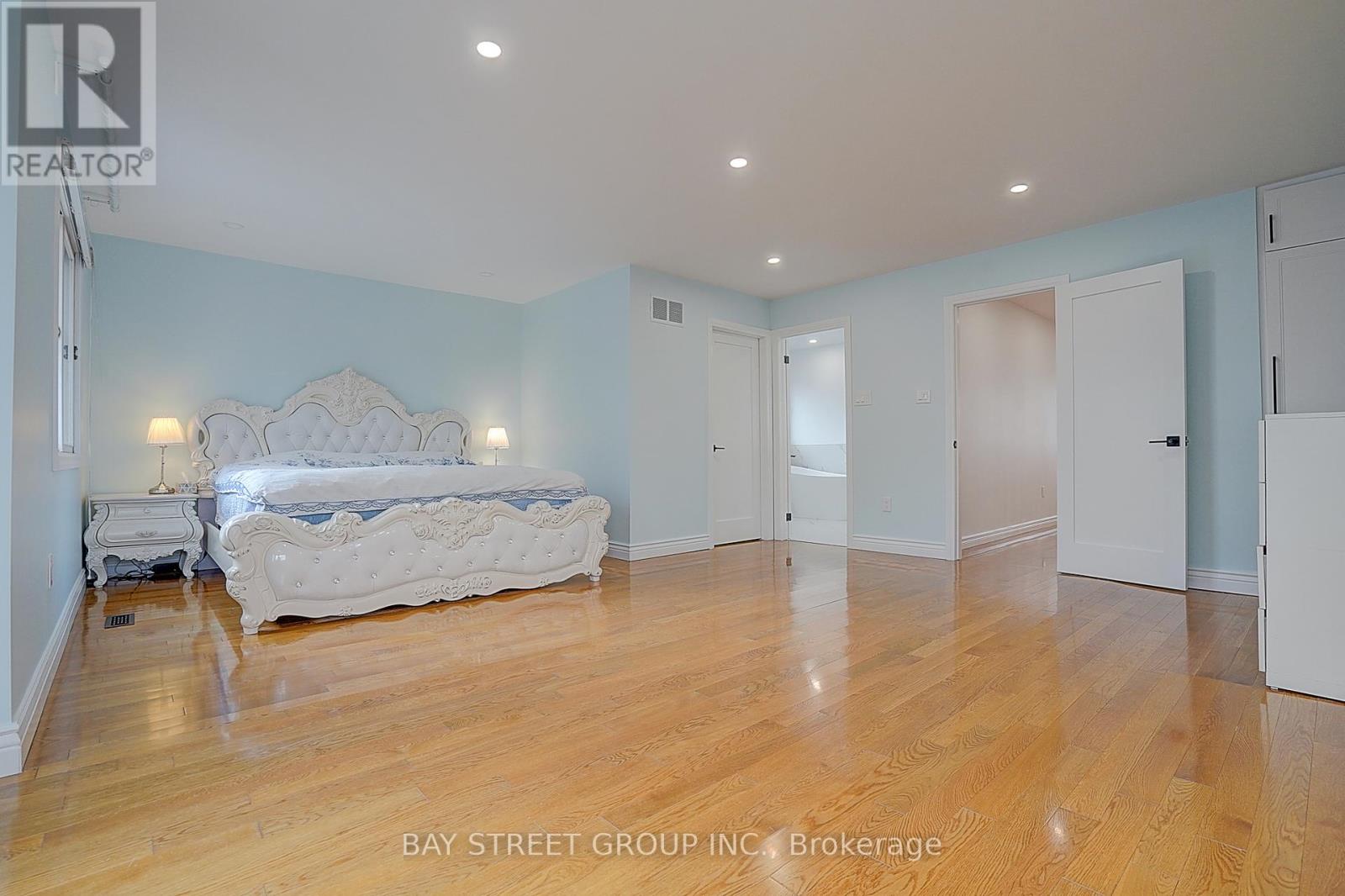 8 Mooreland Court, Markham, Ontario  L3P 7P8 - Photo 24 - N12671622