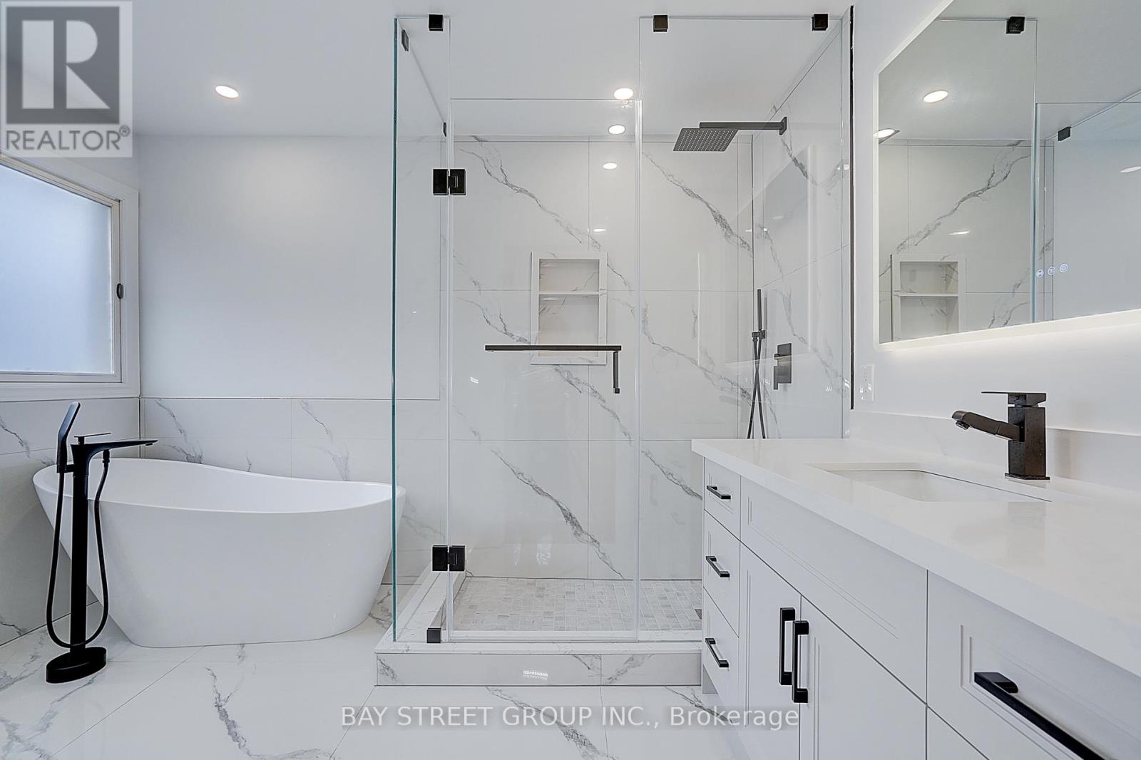 8 Mooreland Court, Markham, Ontario  L3P 7P8 - Photo 25 - N12671622