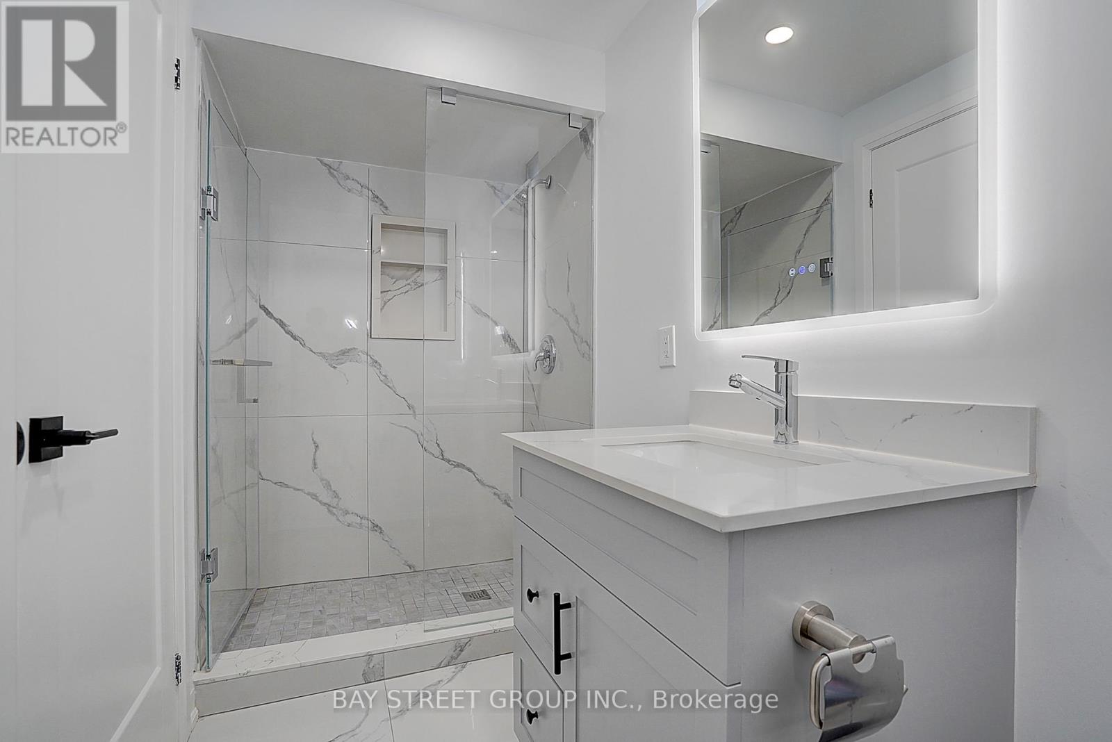 8 Mooreland Court, Markham, Ontario  L3P 7P8 - Photo 38 - N12671622