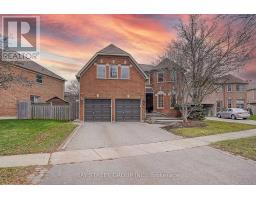 8 MOORELAND COURT, Markham, Ontario