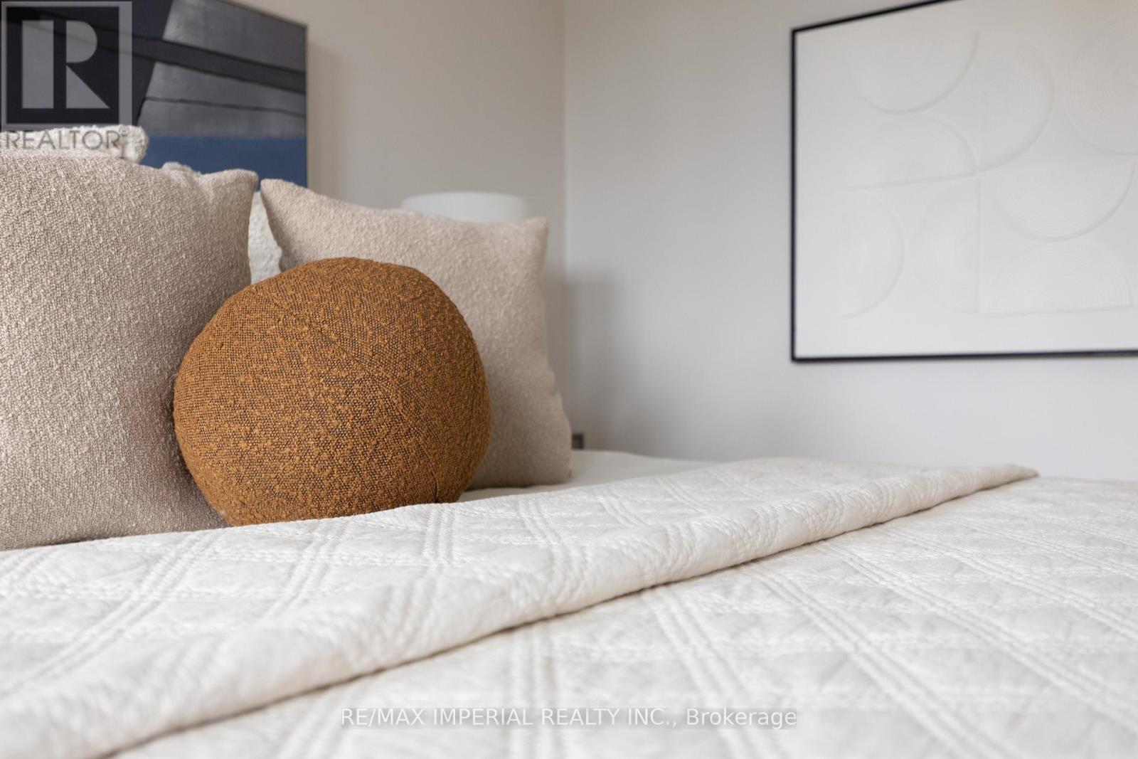 44 Hawkview Boulevard, Vaughan, Ontario  L4H 2E2 - Photo 36 - N12671678