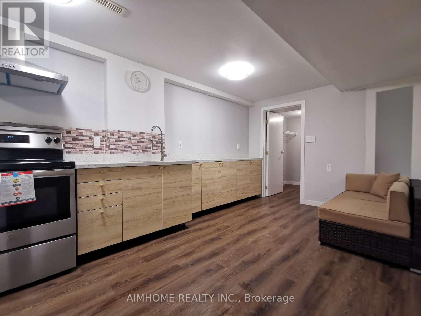 17 Boticelli Way, Vaughan, Ontario  L4H 0C6 - Photo 2 - N12671748