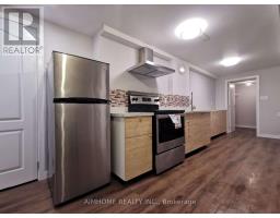 17 BOTICELLI WAY, Vaughan, Ontario