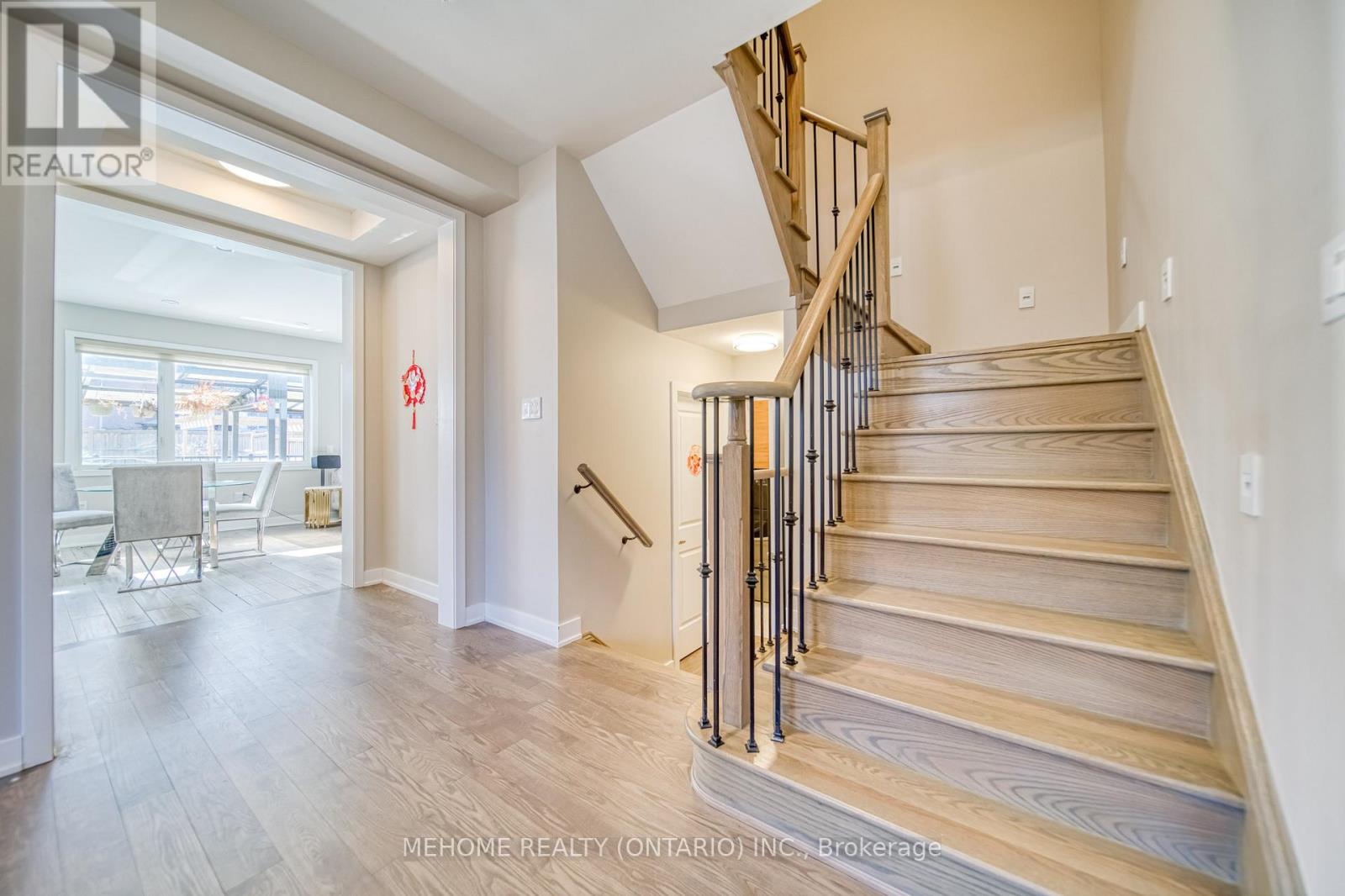 7 Proud Court, Aurora, Ontario  L4G 7B7 - Photo 7 - N12671750