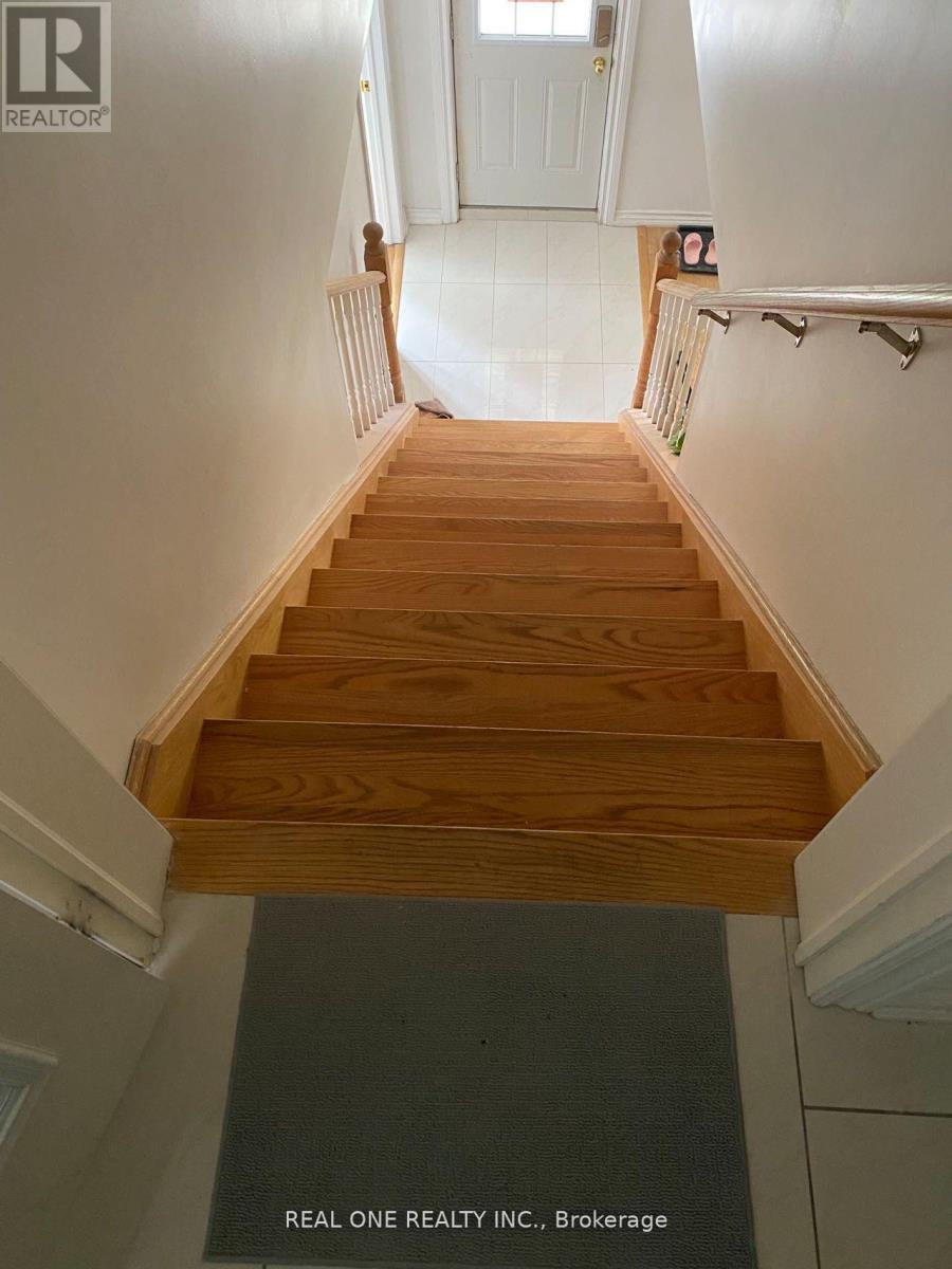 Bsmt - 43 Estrella Crescent, Richmond Hill, Ontario  L4E 0S4 - Photo 2 - N12671770