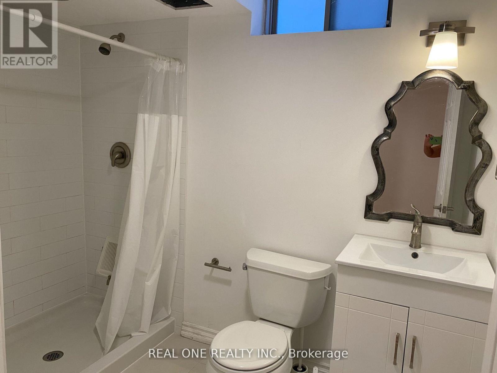 Bsmt - 43 Estrella Crescent, Richmond Hill, Ontario  L4E 0S4 - Photo 8 - N12671770