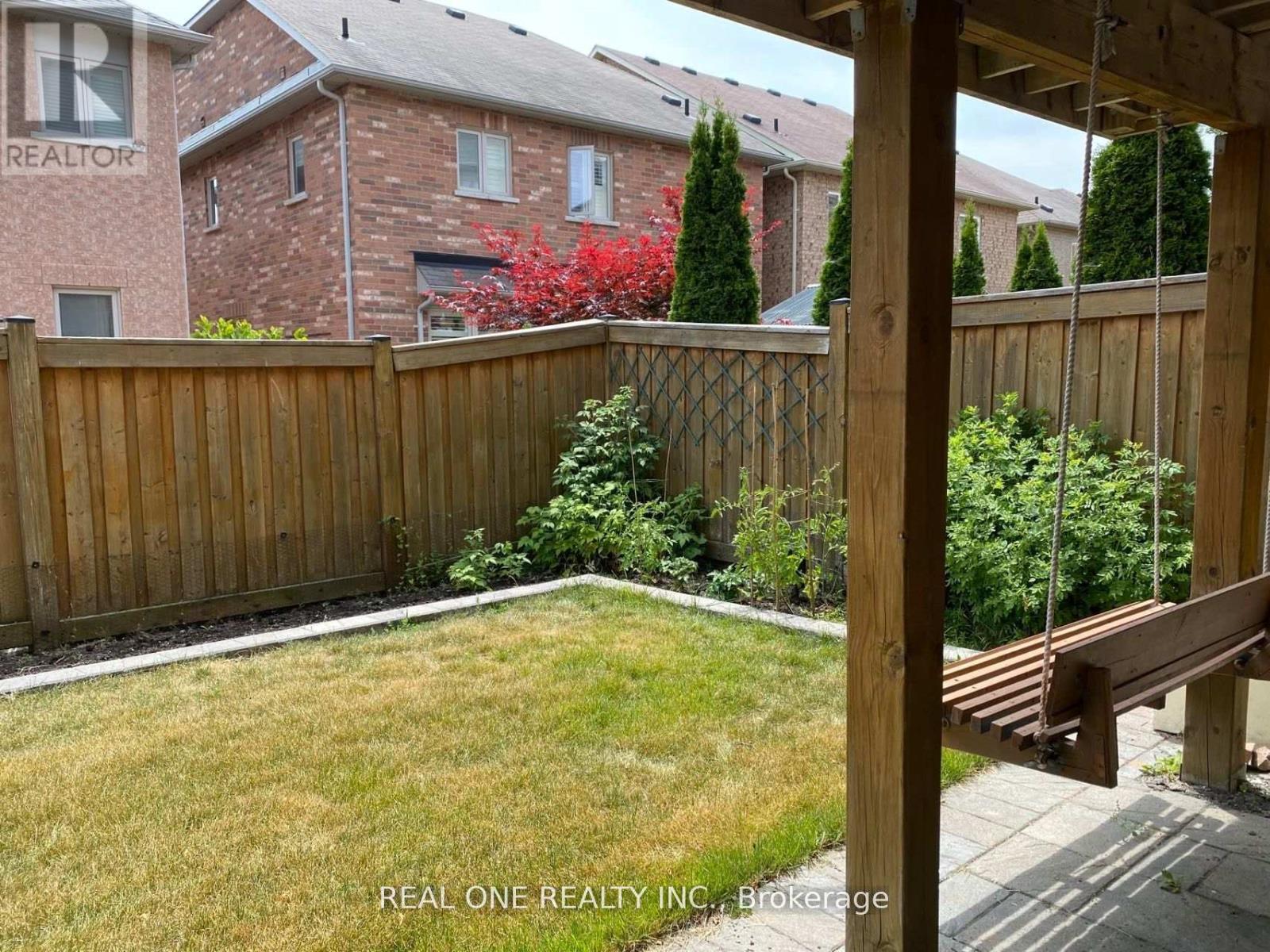 Bsmt - 43 Estrella Crescent, Richmond Hill, Ontario  L4E 0S4 - Photo 9 - N12671770