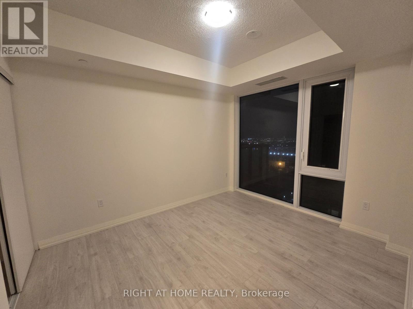 1703 - 27 Korda Gate, Vaughan, Ontario  L4K 0P6 - Photo 11 - N12671798