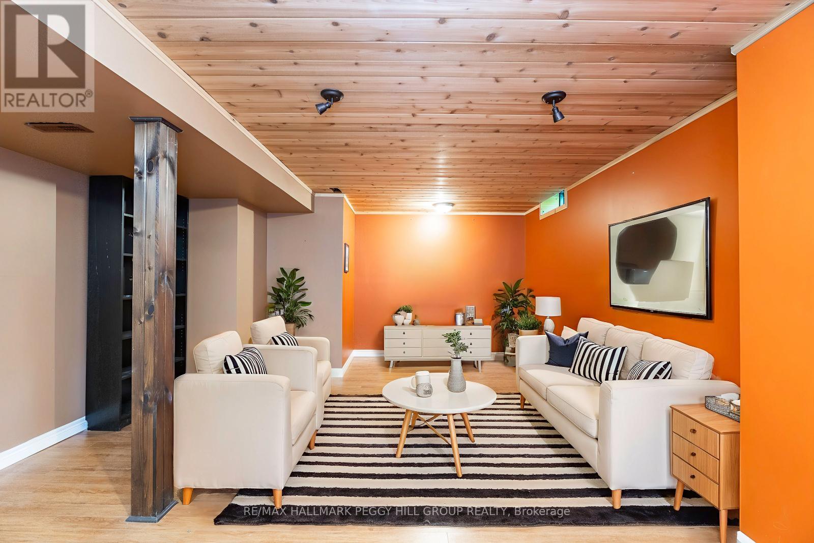 51 Nottawasaga Drive, Essa (Angus), Ontario  L0M 1B0 - Photo 13 - N12671860