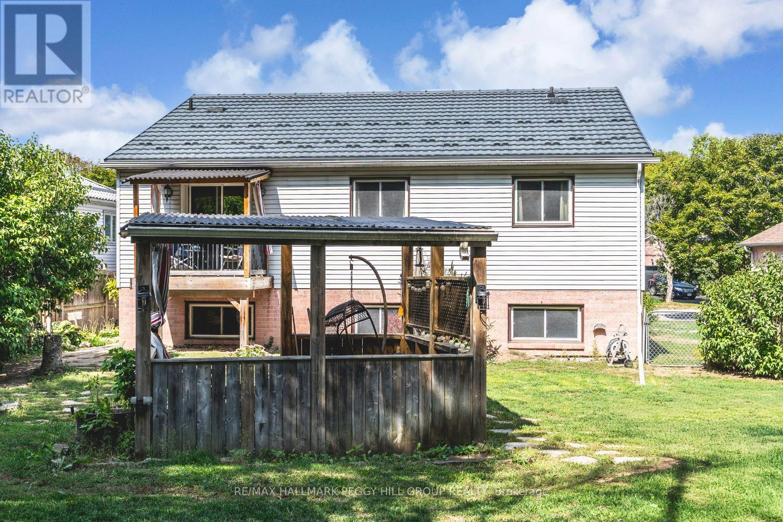 51 Nottawasaga Drive, Essa (Angus), Ontario  L0M 1B0 - Photo 18 - N12671860