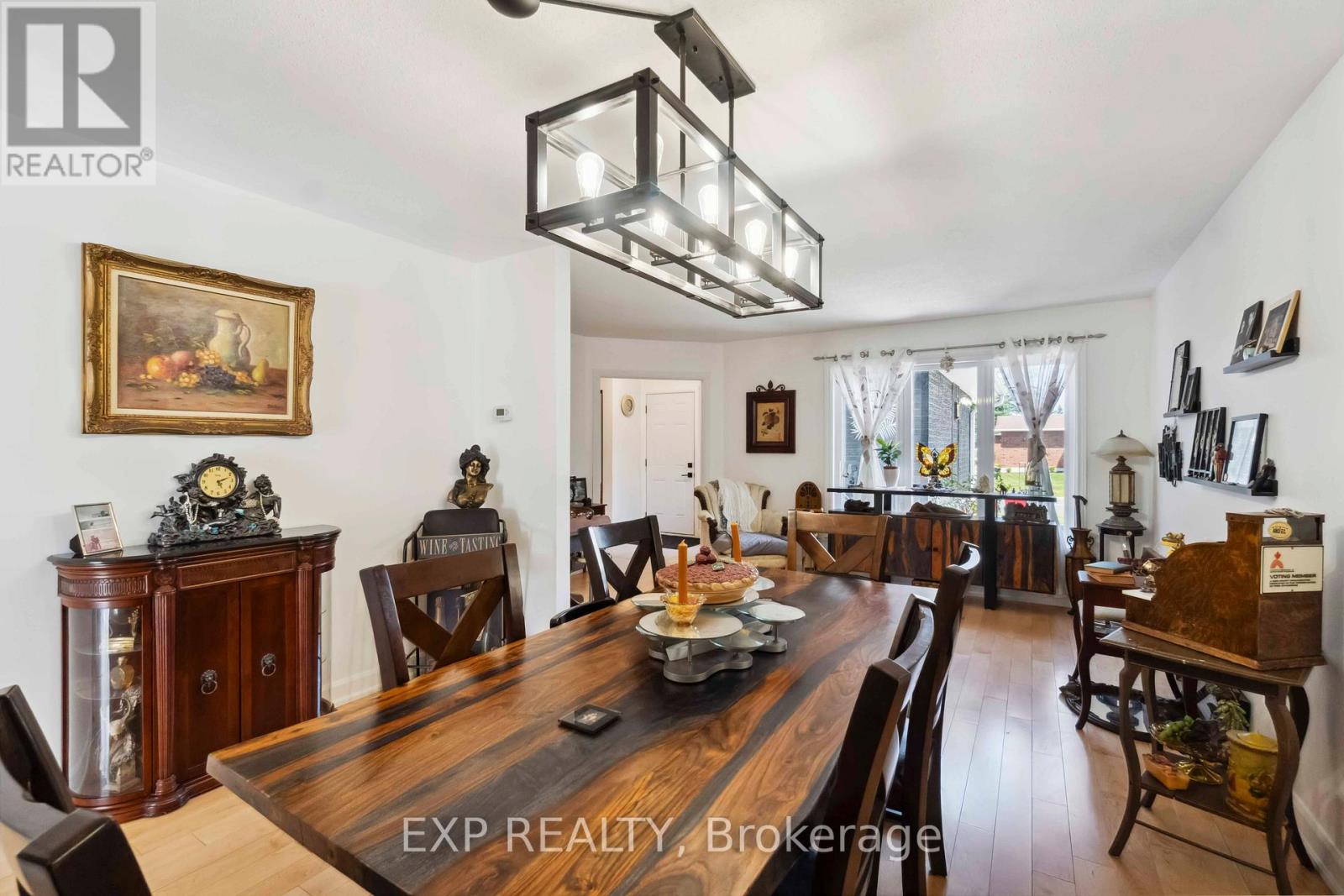 2092 Legrand Crescent, Ottawa, Ontario  K1E 3T6 - Photo 10 - X12461258