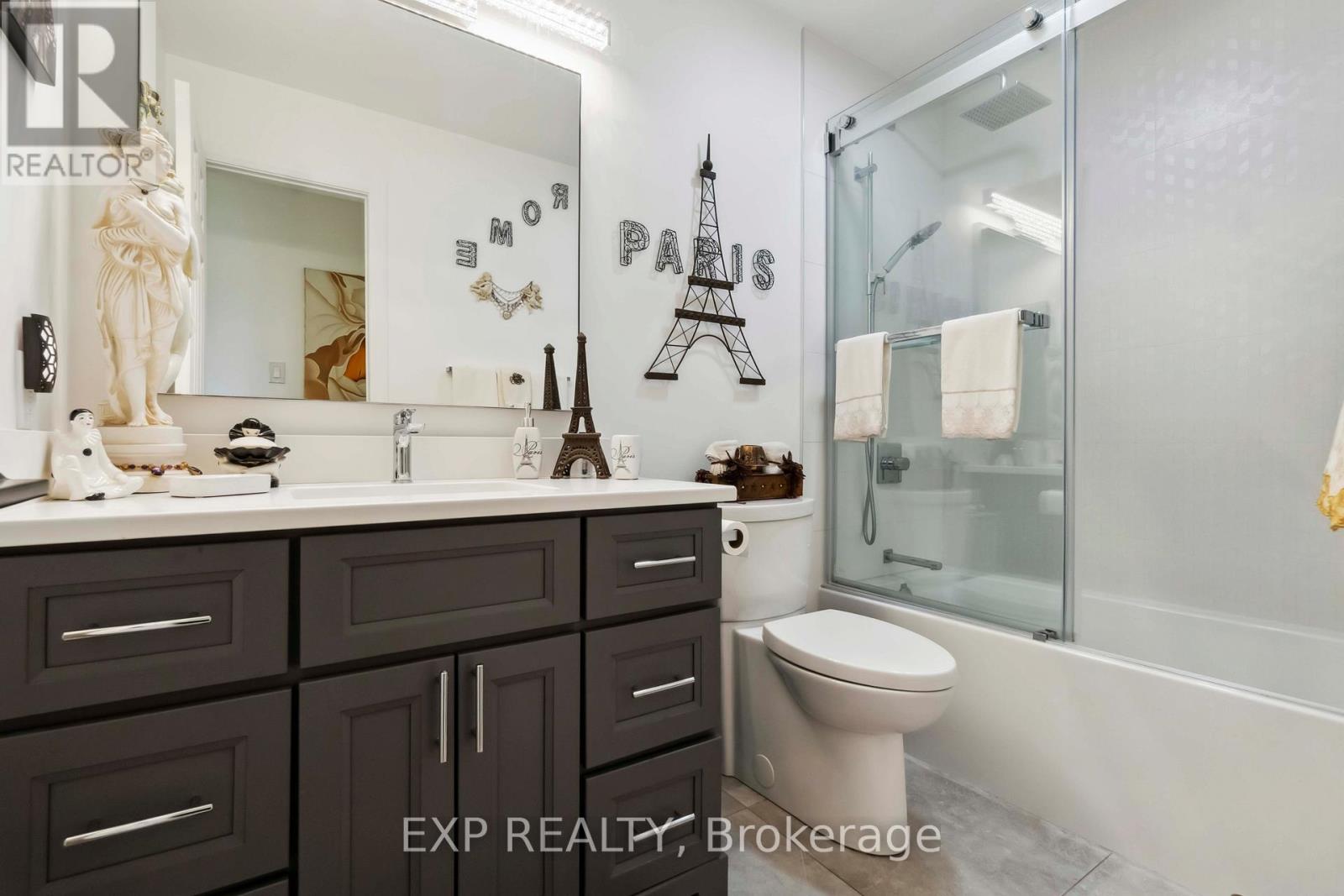 2092 Legrand Crescent, Ottawa, Ontario  K1E 3T6 - Photo 22 - X12461258