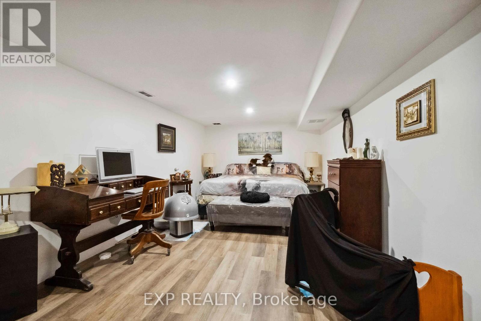 2092 Legrand Crescent, Ottawa, Ontario  K1E 3T6 - Photo 25 - X12461258