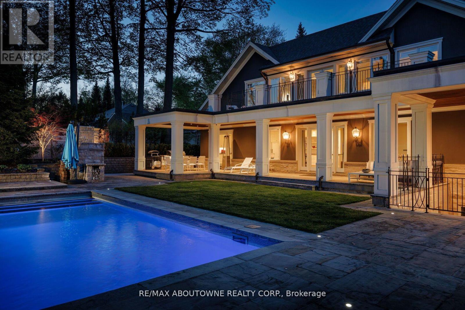 64 Brentwood Road, Oakville, Ontario  L6J 4B6 - Photo 43 - W12407363