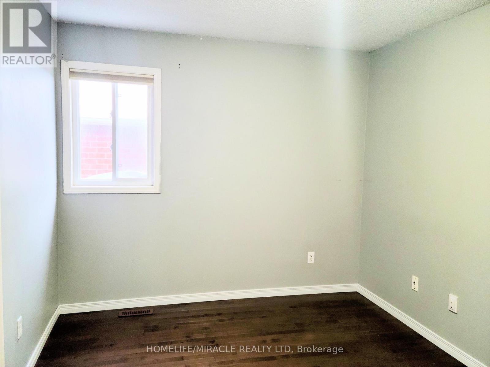 260 Stanley Street, Barrie, Ontario  L4M 6Y2 - Photo 14 - S12666506