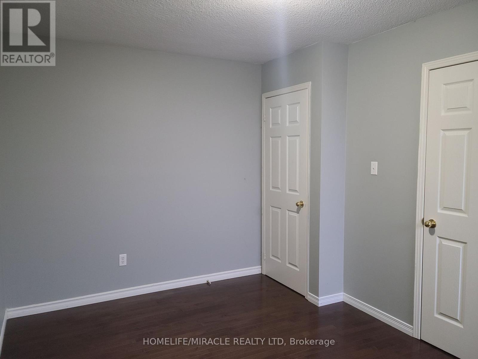 260 Stanley Street, Barrie, Ontario  L4M 6Y2 - Photo 15 - S12666506