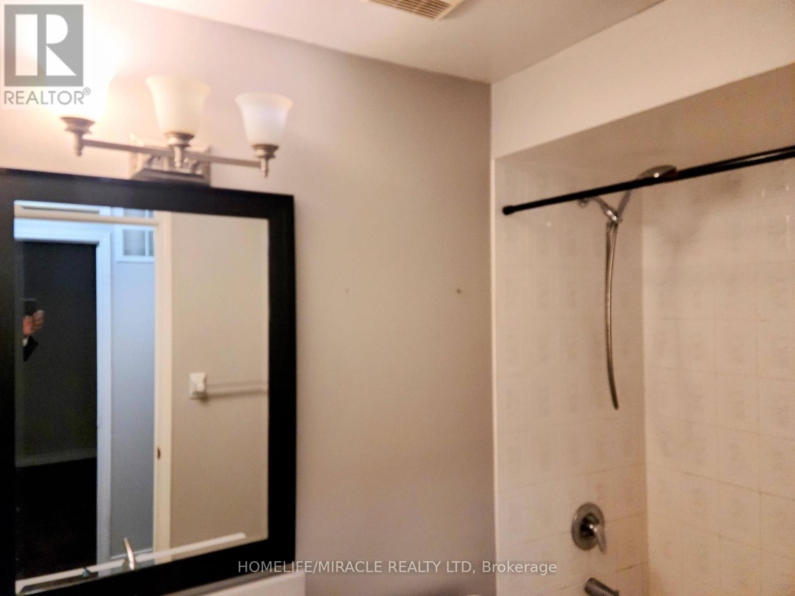 260 Stanley Street, Barrie, Ontario  L4M 6Y2 - Photo 21 - S12666506