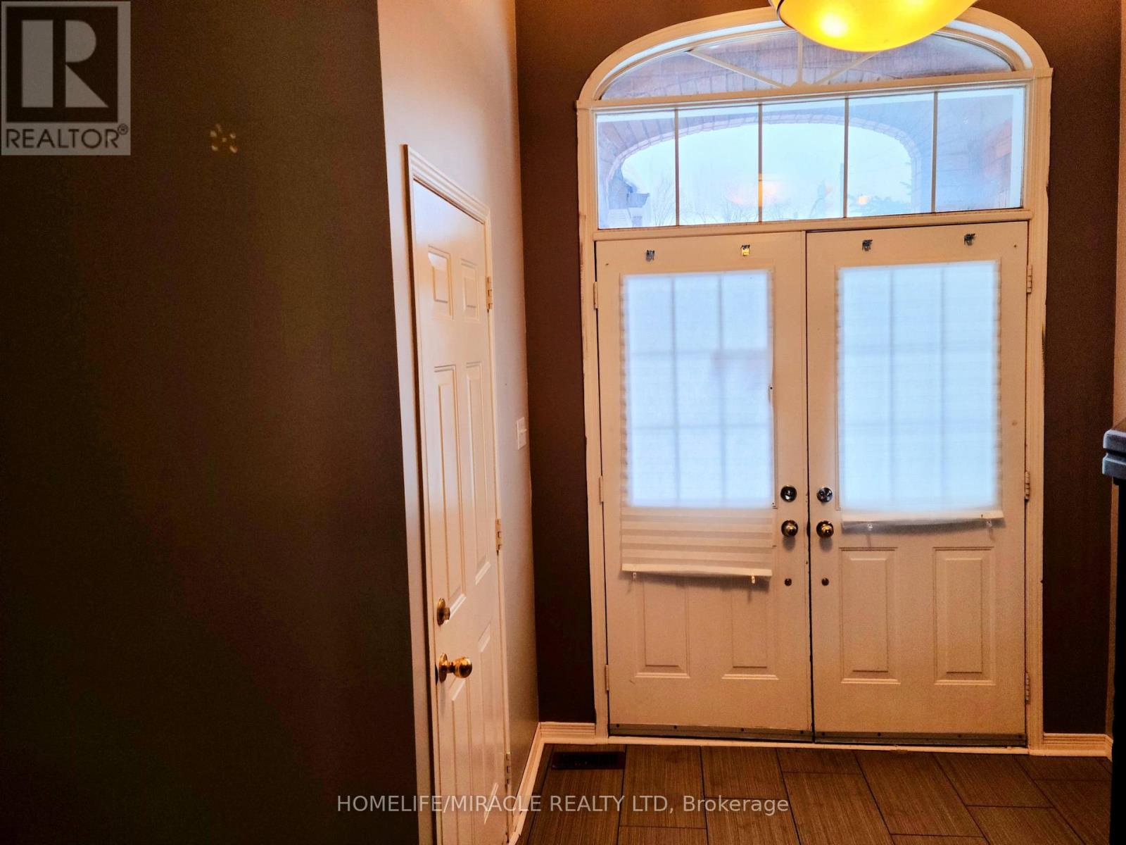 260 Stanley Street, Barrie, Ontario  L4M 6Y2 - Photo 30 - S12666506