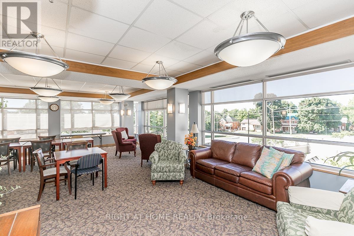 53 - 74 Ross Street, Barrie, Ontario  L4N 1G3 - Photo 30 - S12671600