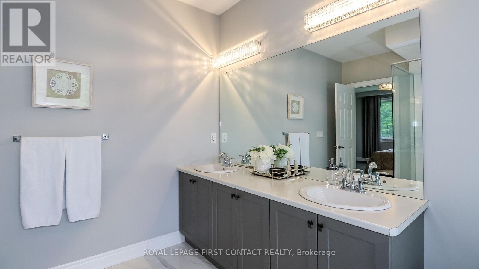 2066 Elana Drive, Severn (Marchmont), Ontario  L3V 0C2 - Photo 24 - S12671826