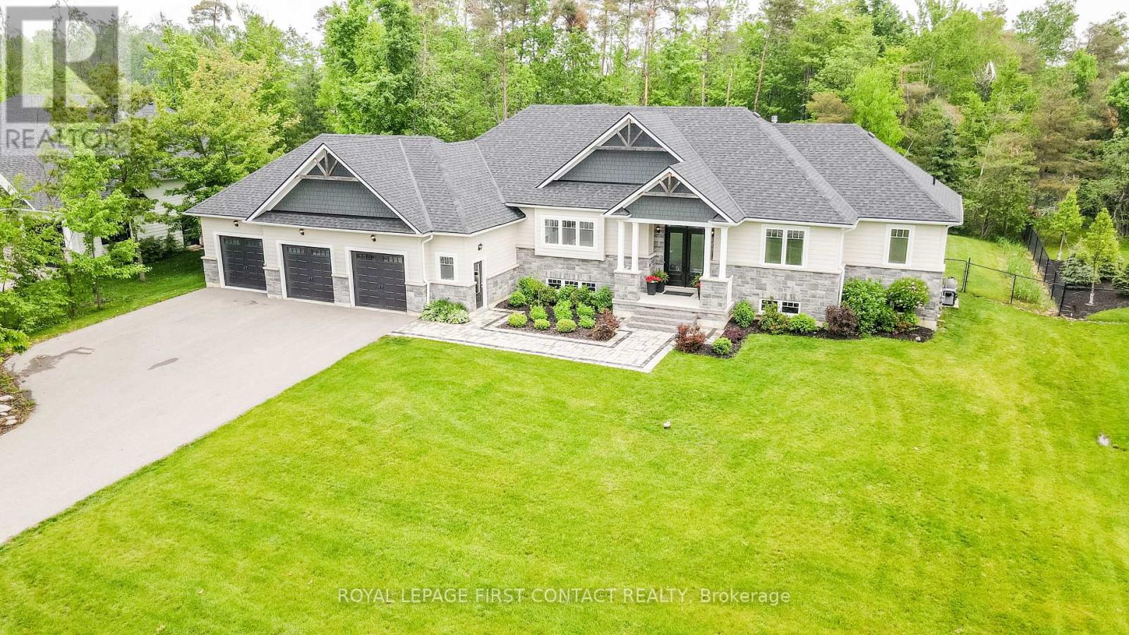 2066 Elana Drive, Severn (Marchmont), Ontario  L3V 0C2 - Photo 3 - S12671826