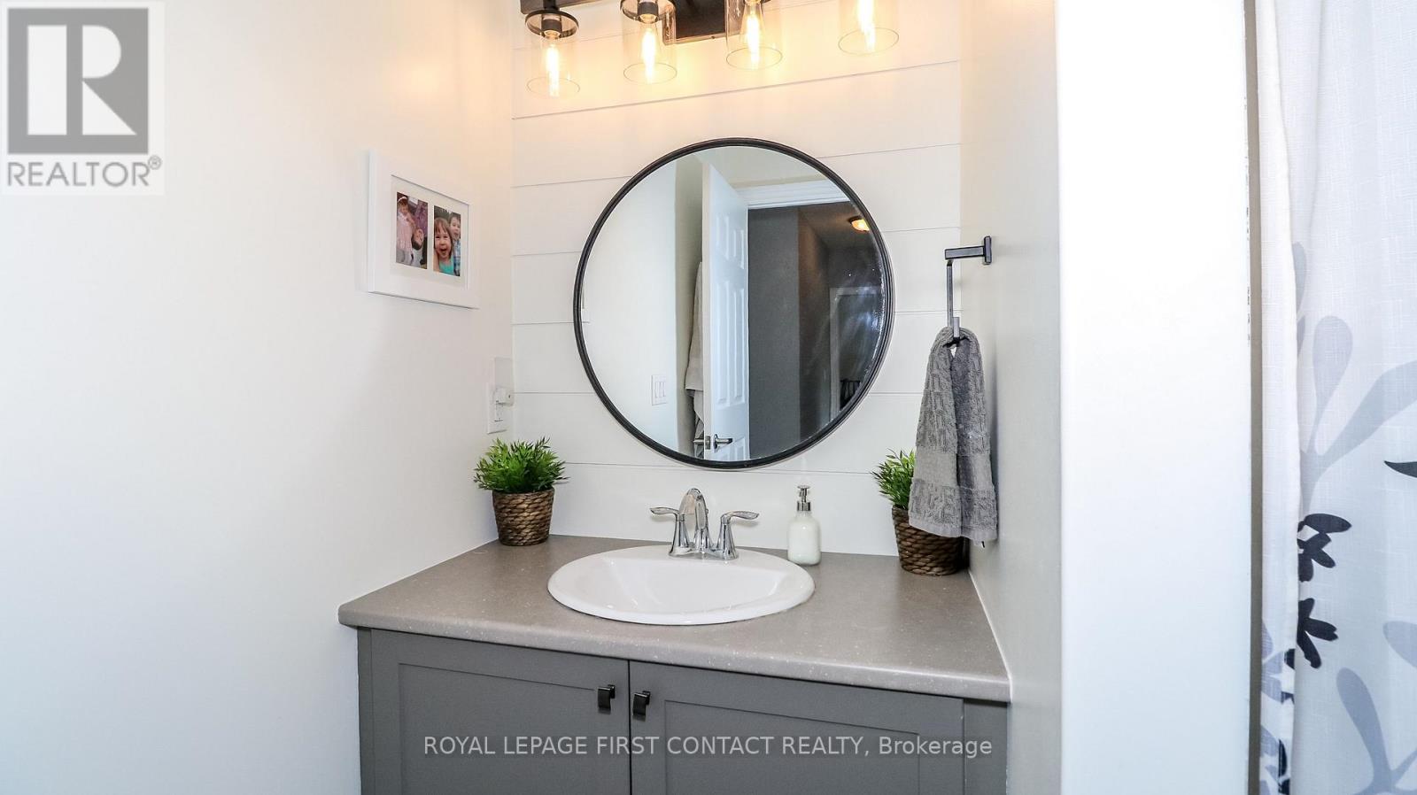 2066 Elana Drive, Severn (Marchmont), Ontario  L3V 0C2 - Photo 30 - S12671826