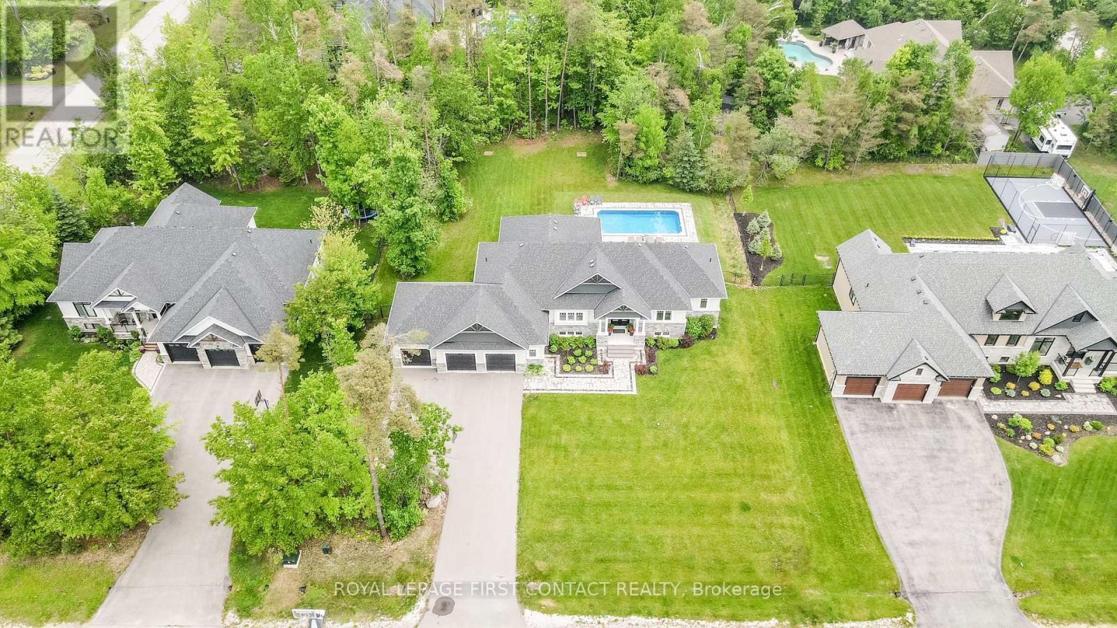 2066 Elana Drive, Severn (Marchmont), Ontario  L3V 0C2 - Photo 42 - S12671826
