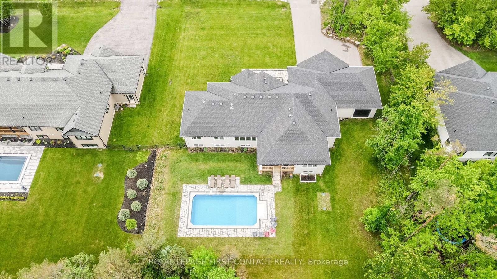 2066 Elana Drive, Severn (Marchmont), Ontario  L3V 0C2 - Photo 45 - S12671826