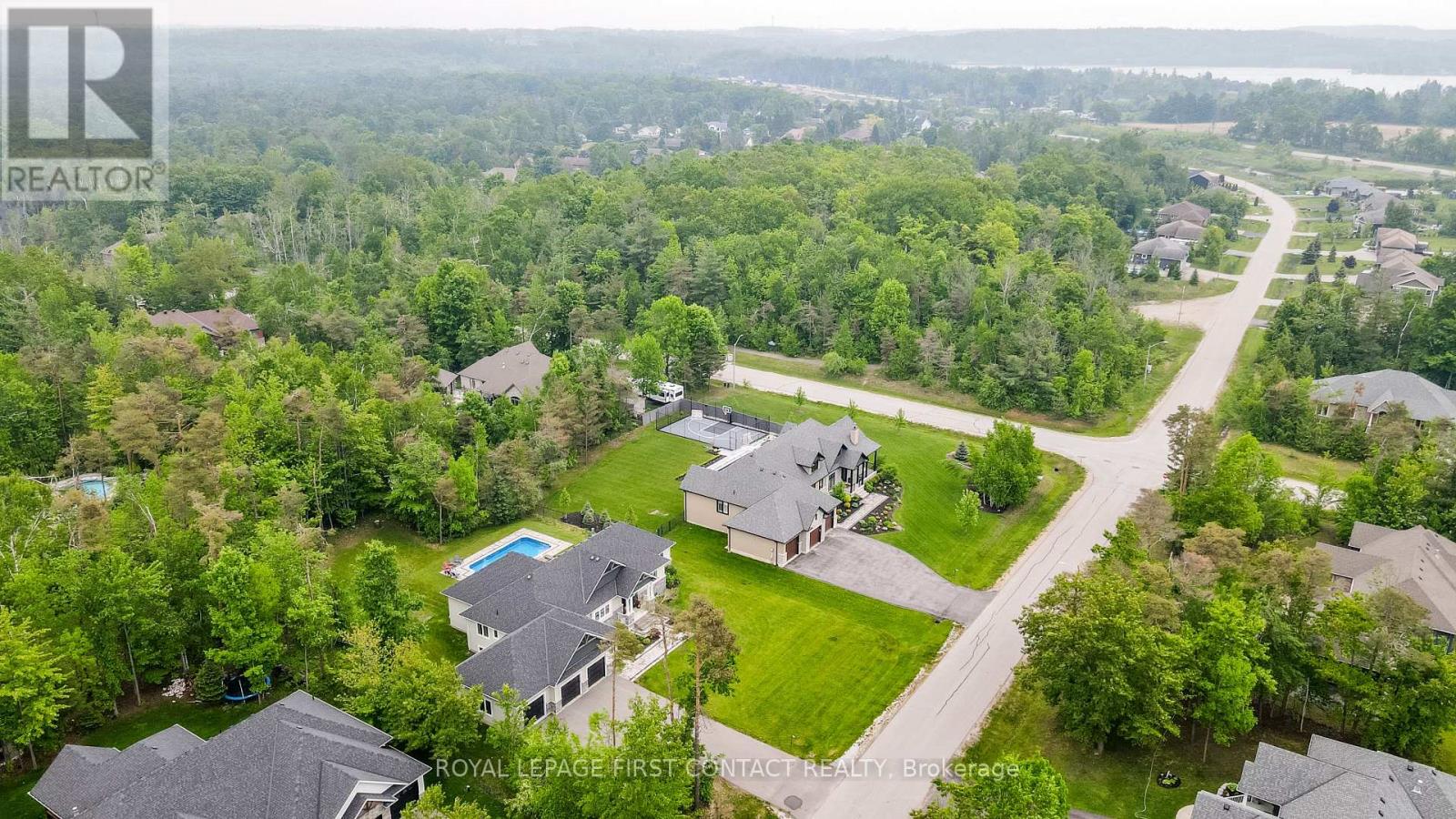 2066 Elana Drive, Severn (Marchmont), Ontario  L3V 0C2 - Photo 46 - S12671826