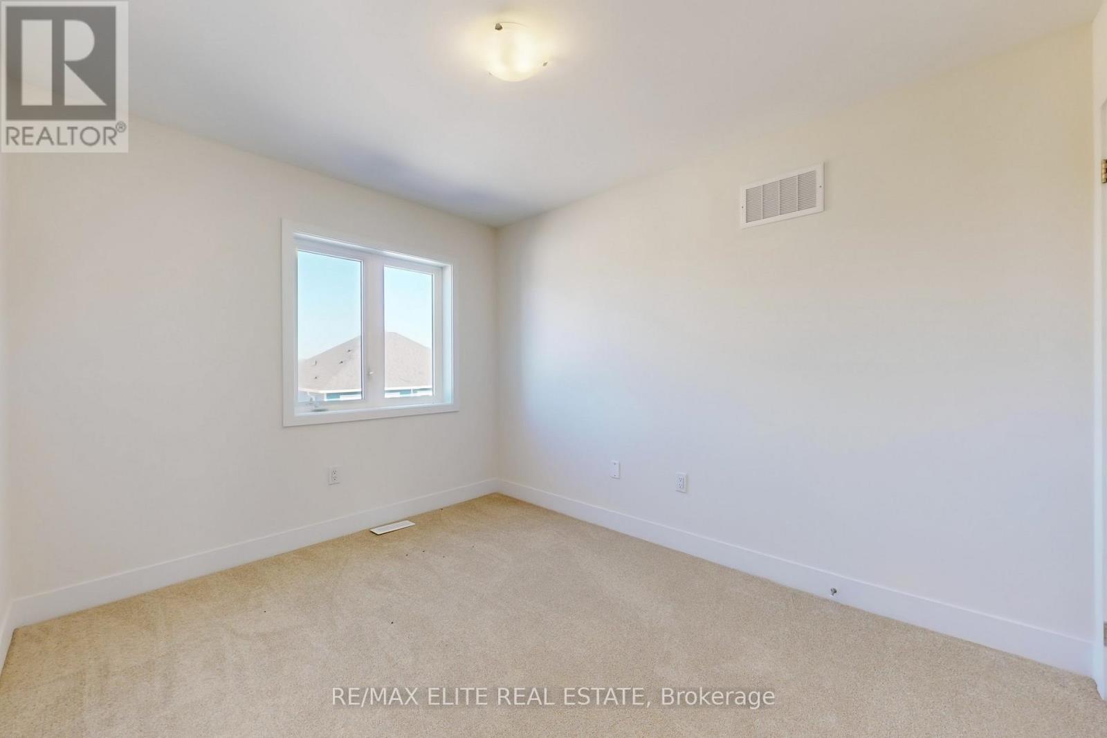 Lot 10 Hampton Lane, Barrie (Ardagh), Ontario  L4N 6H2 - Photo 19 - S12671892