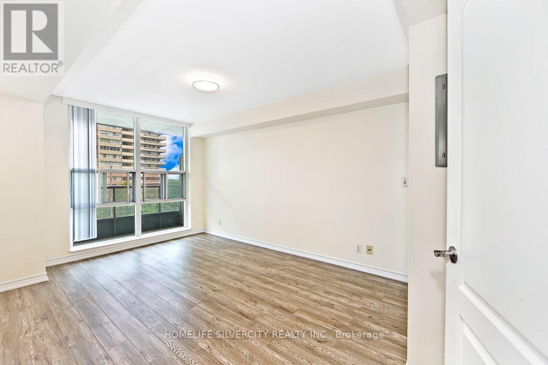 412 - 1 Elm Street S, Mississauga, Ontario  L5B 4M1 - Photo 11 - W12655844