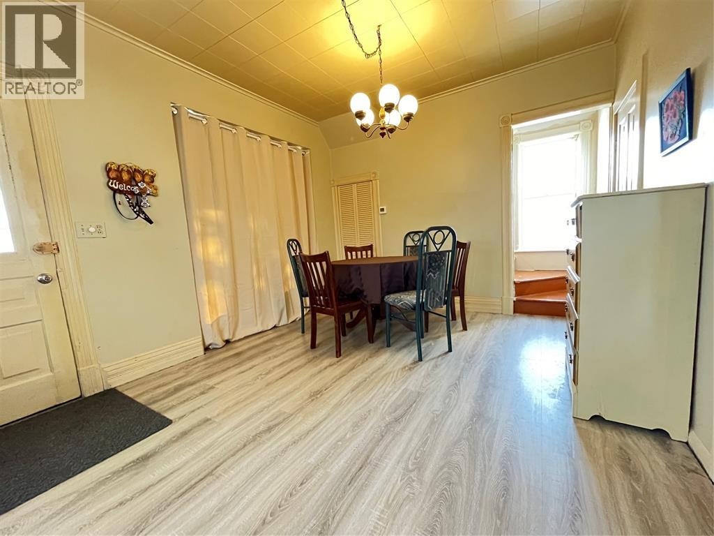 305 St Clair Street, Chatham, Ontario  N7L 3J8 - Photo 6 - 26000042