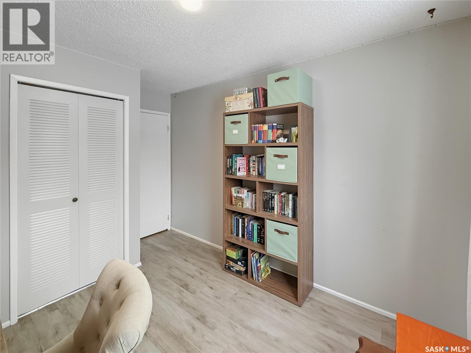 413 Hayes Drive, Swift Current, Saskatchewan  S9H 4H2 - Photo 13 - SK026257