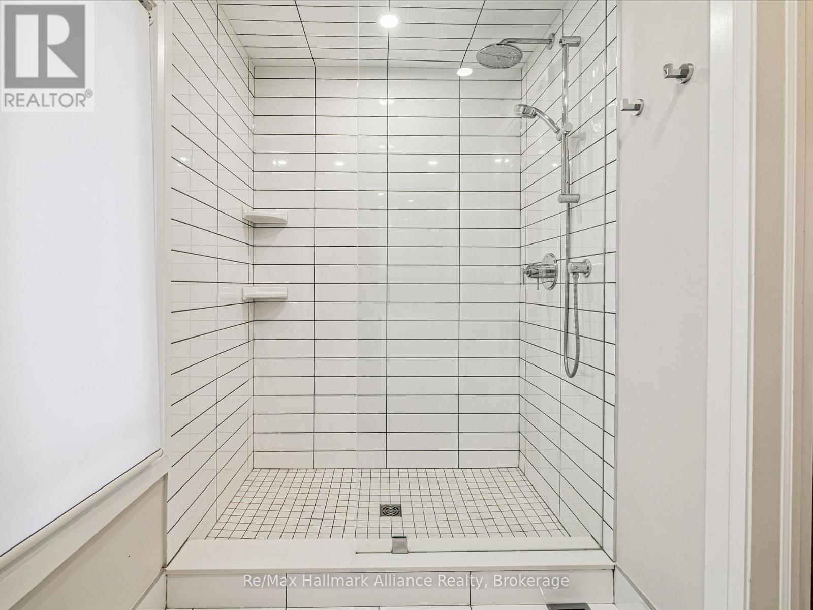 1188 Carey Road, Oakville, Ontario  L6J 2E4 - Photo 24 - W12671708