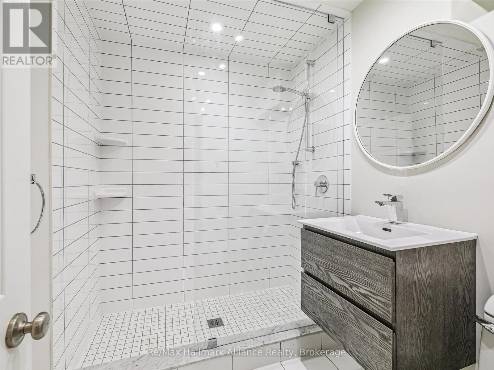 1188 Carey Road, Oakville, Ontario  L6J 2E4 - Photo 25 - W12671708