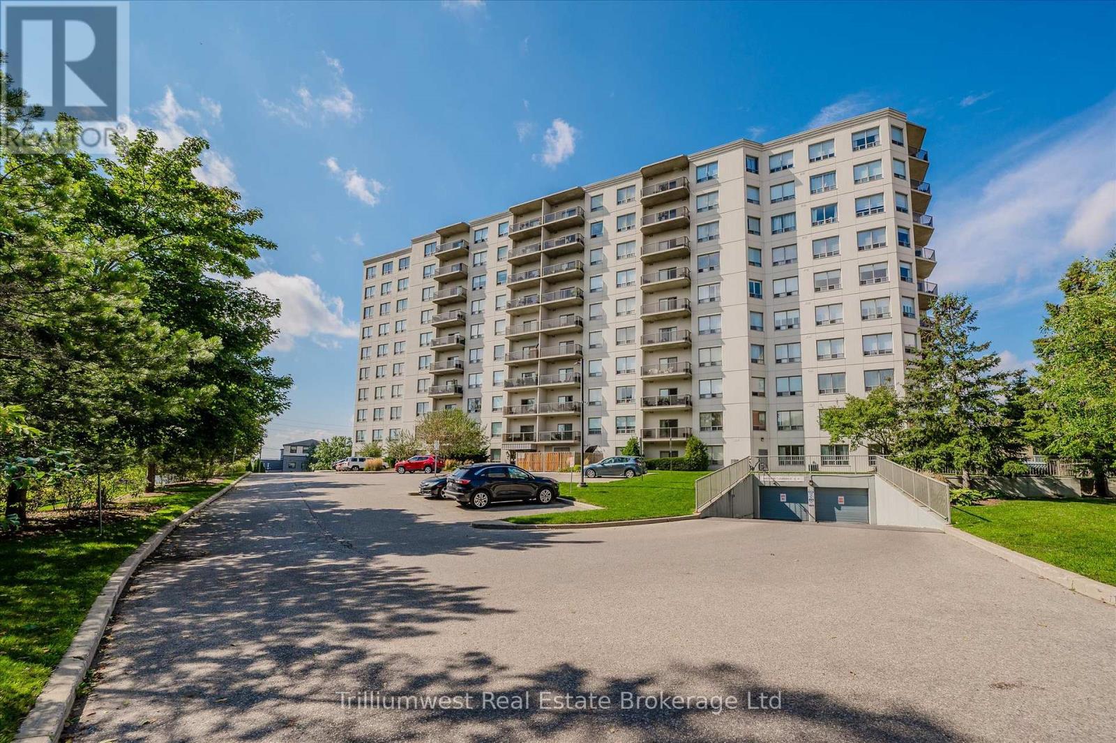 304 - 60 Wyndham Street S, Guelph, Ontario  N1E 7H7 - Photo 3 - X12432048