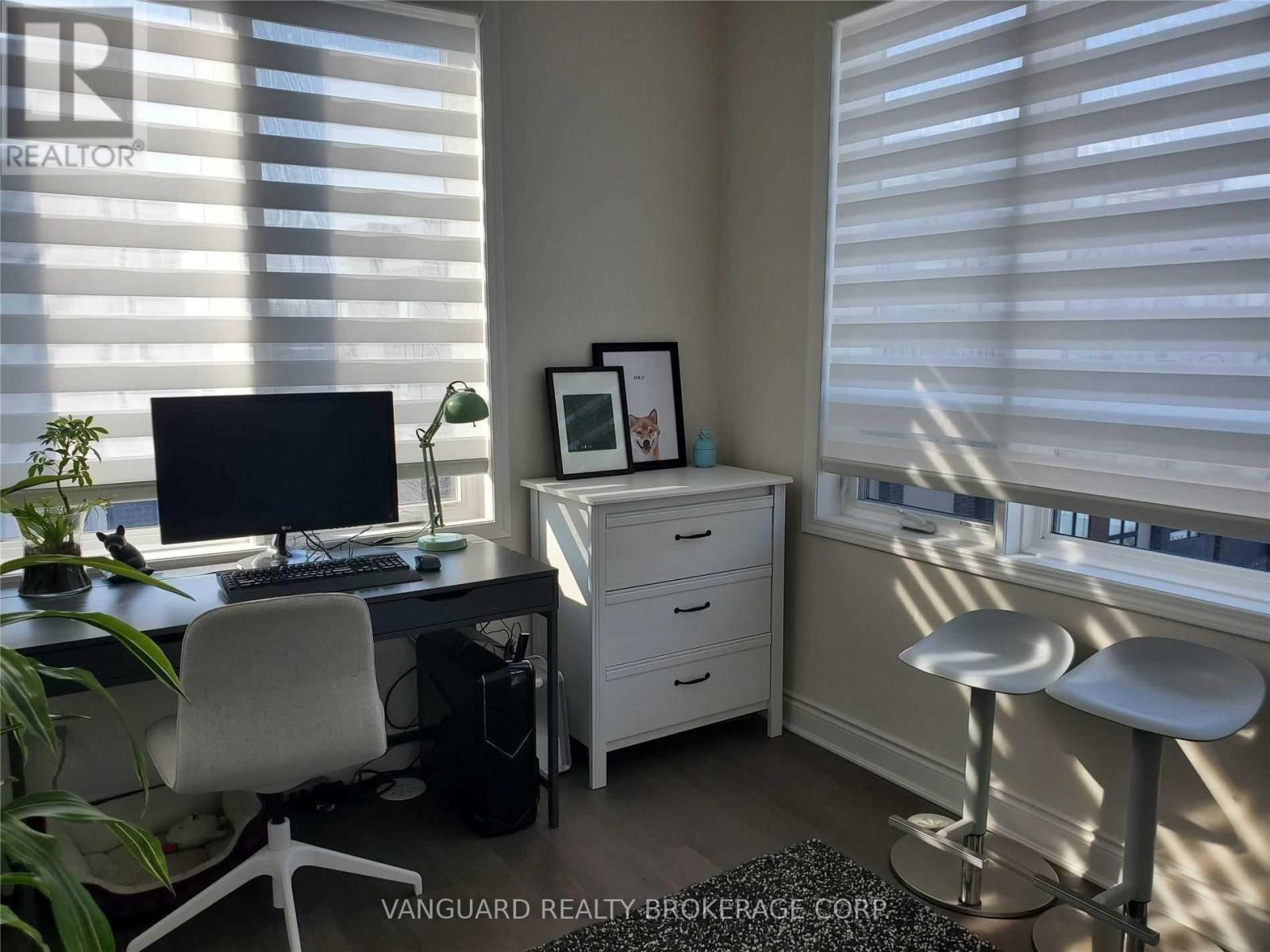 311 - 1110 Briar Hill Avenue, Toronto, Ontario  M6B 1M7 - Photo 11 - W12666310