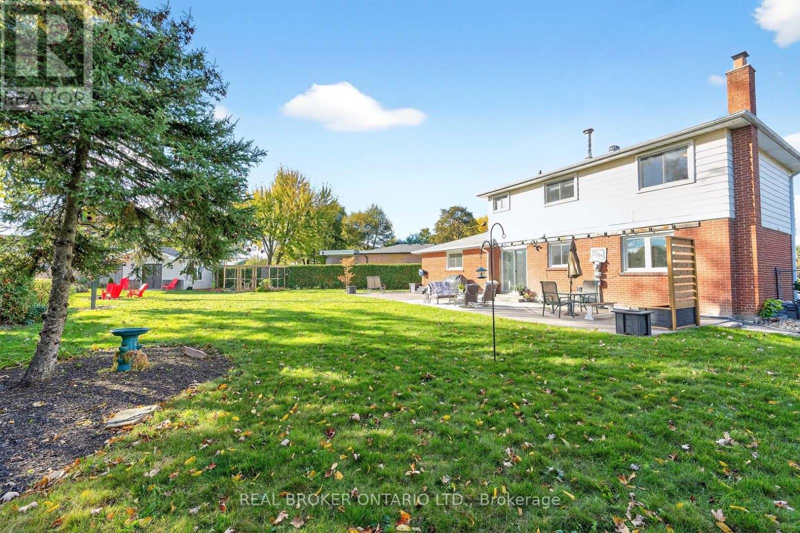 10 Essex Place, Brampton, Ontario  L6T 2A6 - Photo 42 - W12666362