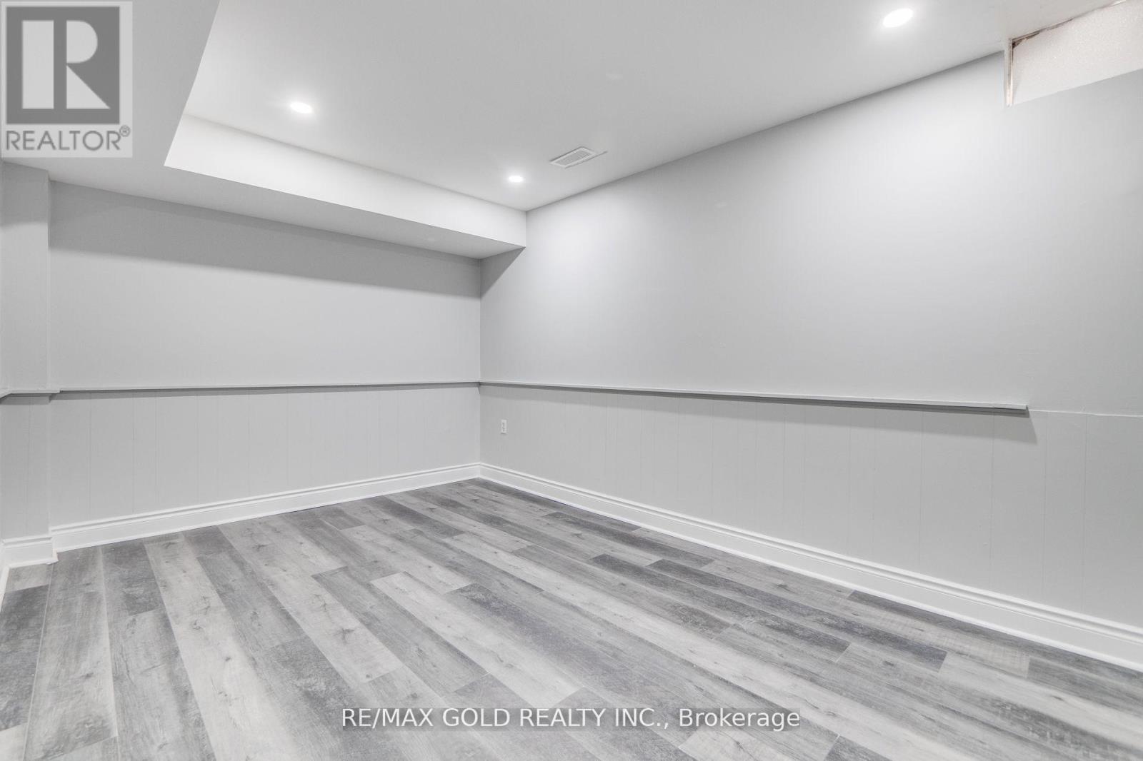 34 Meadowlark Drive, Brampton, Ontario  L6Y 4A7 - Photo 27 - W12666440